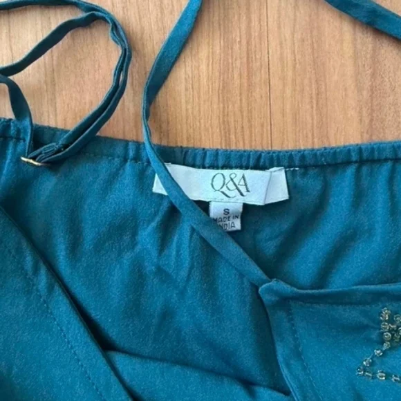 Teal Star Embellished Women's Top - Picture 3 of 3